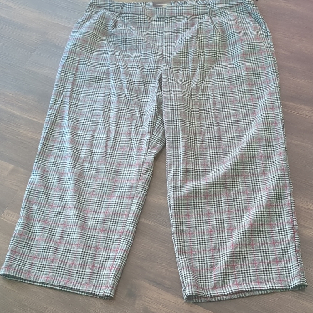 Ava & Viv Gray and Red Dress Pants Size 26 Wide Leg Stretch .